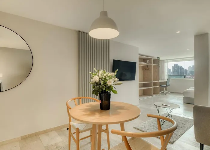 Apartment Qro 302 *