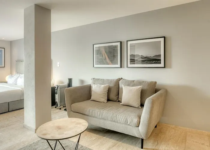 Apartment Qro 302 *
