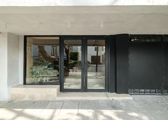 Apartment Qro 302 *
